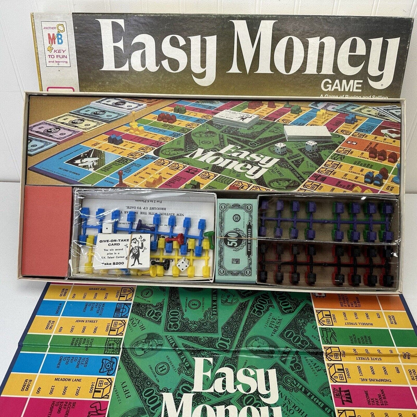 1974 Milton Bradley Easy Money Board Game Brand New