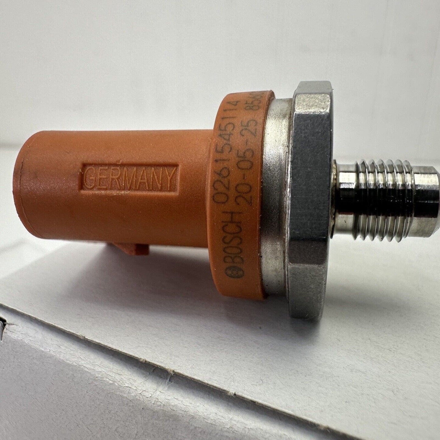Genuine Volkswagen Fuel Pressure Sensor 06J-906-054-B