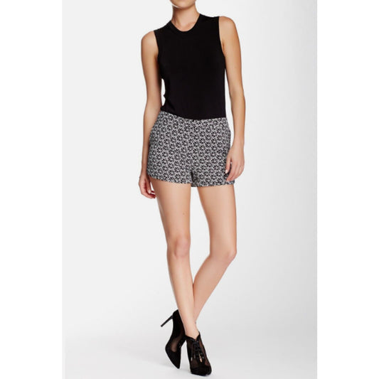 Diane Von Furstenberg Silk Shorts Womens 4 Black/White Floral Zip Front Pockets