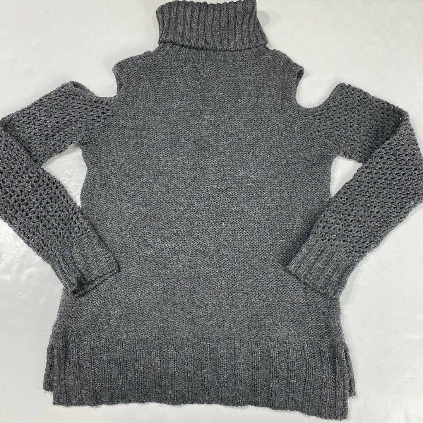 American Eagle Chunky Knit Sweater Sz Small Gray Cold Shoulder Long Sleeve Top