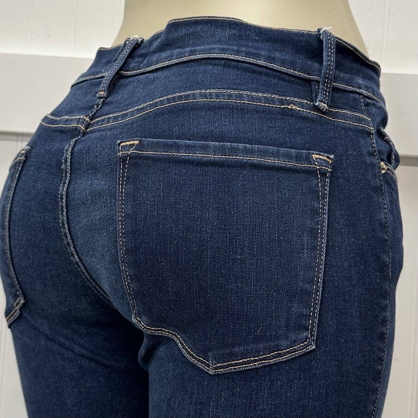 Frame Le Skinny De Jeanne Jeans 29 Midrise Stretch Denim Blue Split Hem *Hole